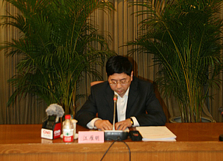 中国广告协会召开2011年度第一次公开点评违法违规广告发布会